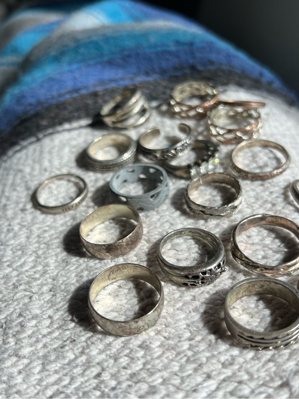 18 Silver Tone Rings - Picture 4 of 6